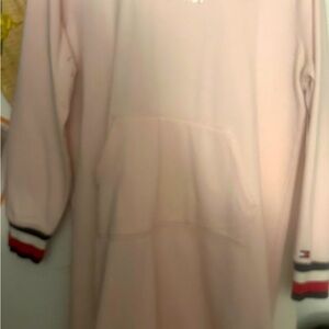 Pink Tommy hilfigher hoodie
